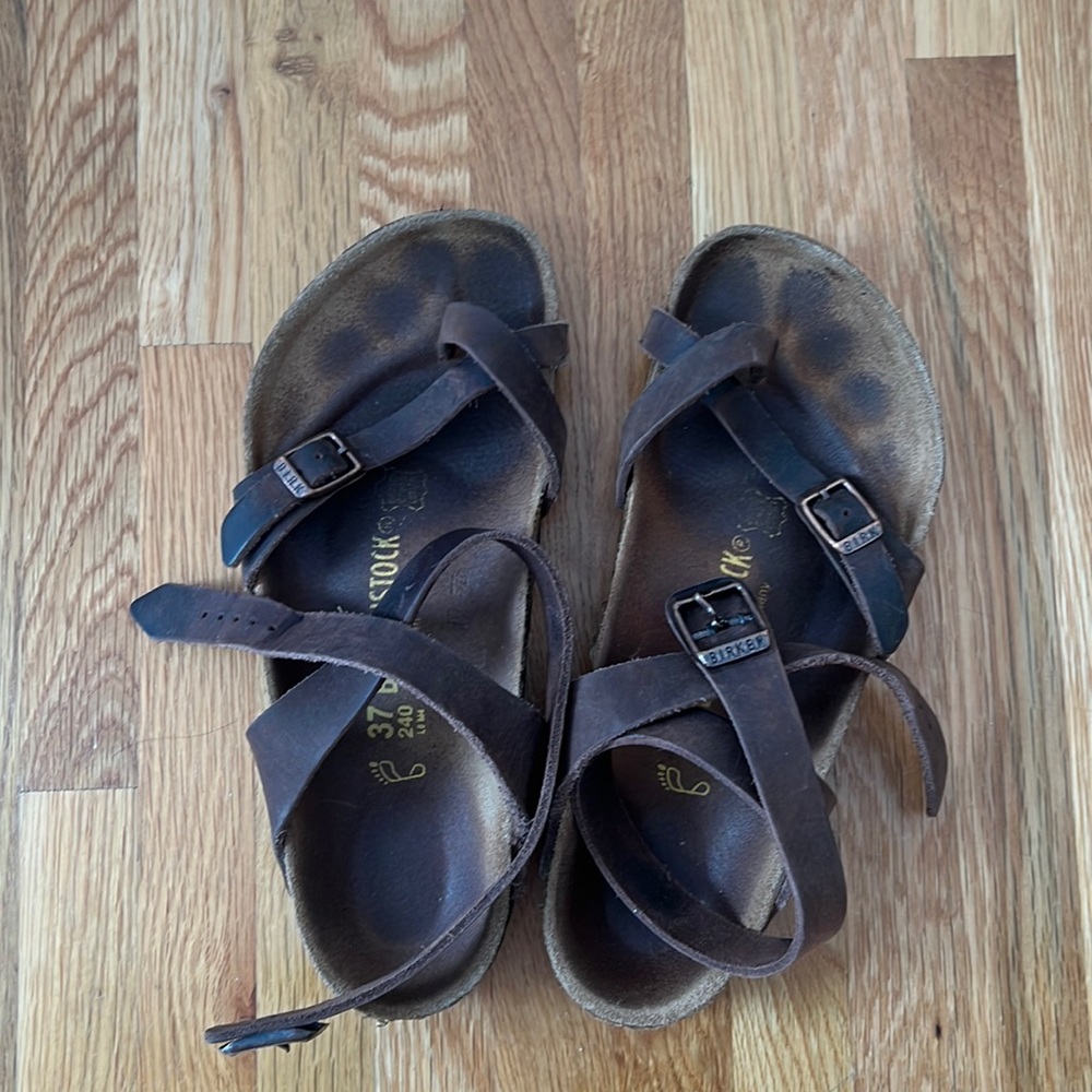 Birkenstock Yara sandals